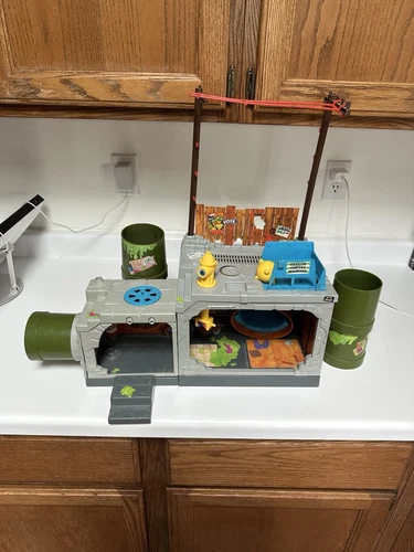 1989 Playmates TMNT Sewer Lair Playset 99% Complete Vintage Ninja Turtles