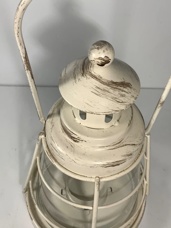 Yankee Candle Antiguo Metal Blanco Faro Tealight Candelabro Linterna Foto 3 de 4