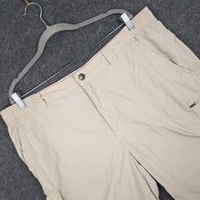 Columbia Omni Shade Cargo Shorts Mens 40W 10L Beige Outdoor Hiking