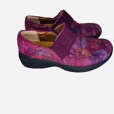 Nurse Mates Slip On Clogs Shoes Floral Snake Print Comfort Slip Resistant