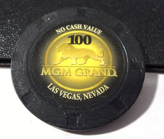 MGM GRAND HOTEL CASINO 100 NCV gambling gaming poker chip Las Vegas NV