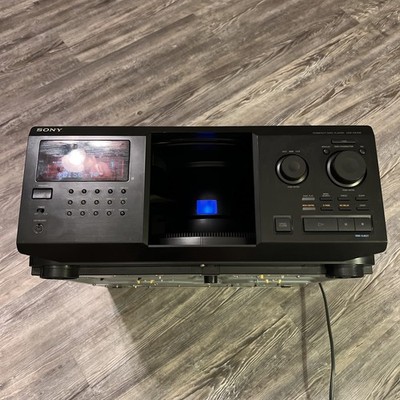 Sony CDP-CX355 300 Disc CD Player Parts Or Repair -Powers On