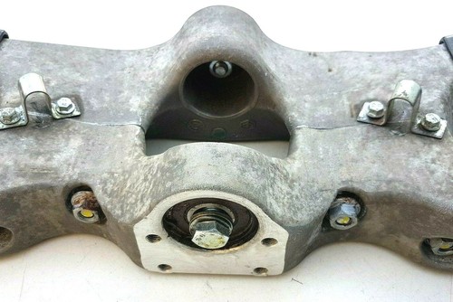 Piaggio MP3 125 Upper Steering Yoke Suspension Brace Mounting Bracket 2007 - Picture 8 of 9