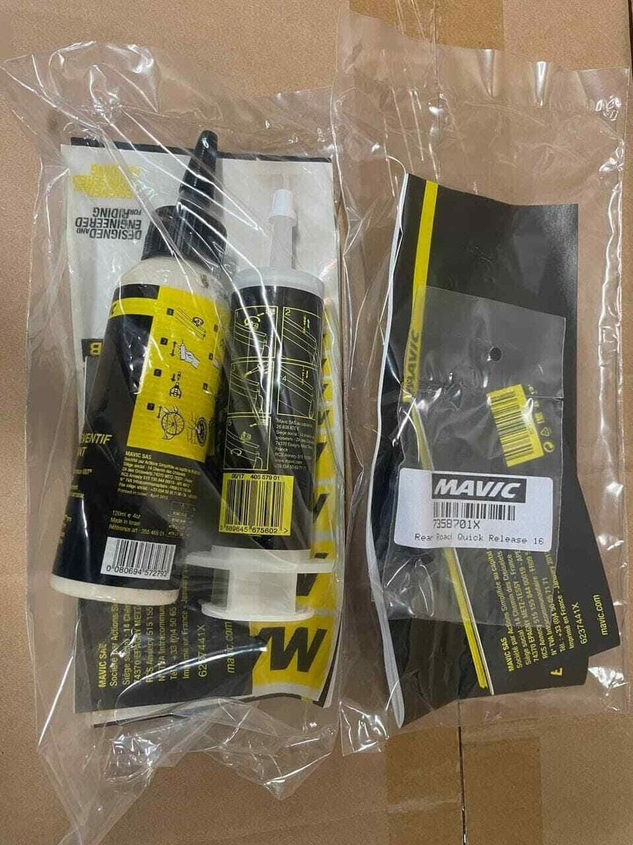 MAVIC ROAD WHEELSET COMETE PRO CARBON SL UST DISC CL M11