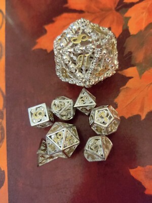 Hollow Metal RPG Dice Set Of 7 Standard 16mm Necro + 50.8mm Bone Lord D20 Skulls