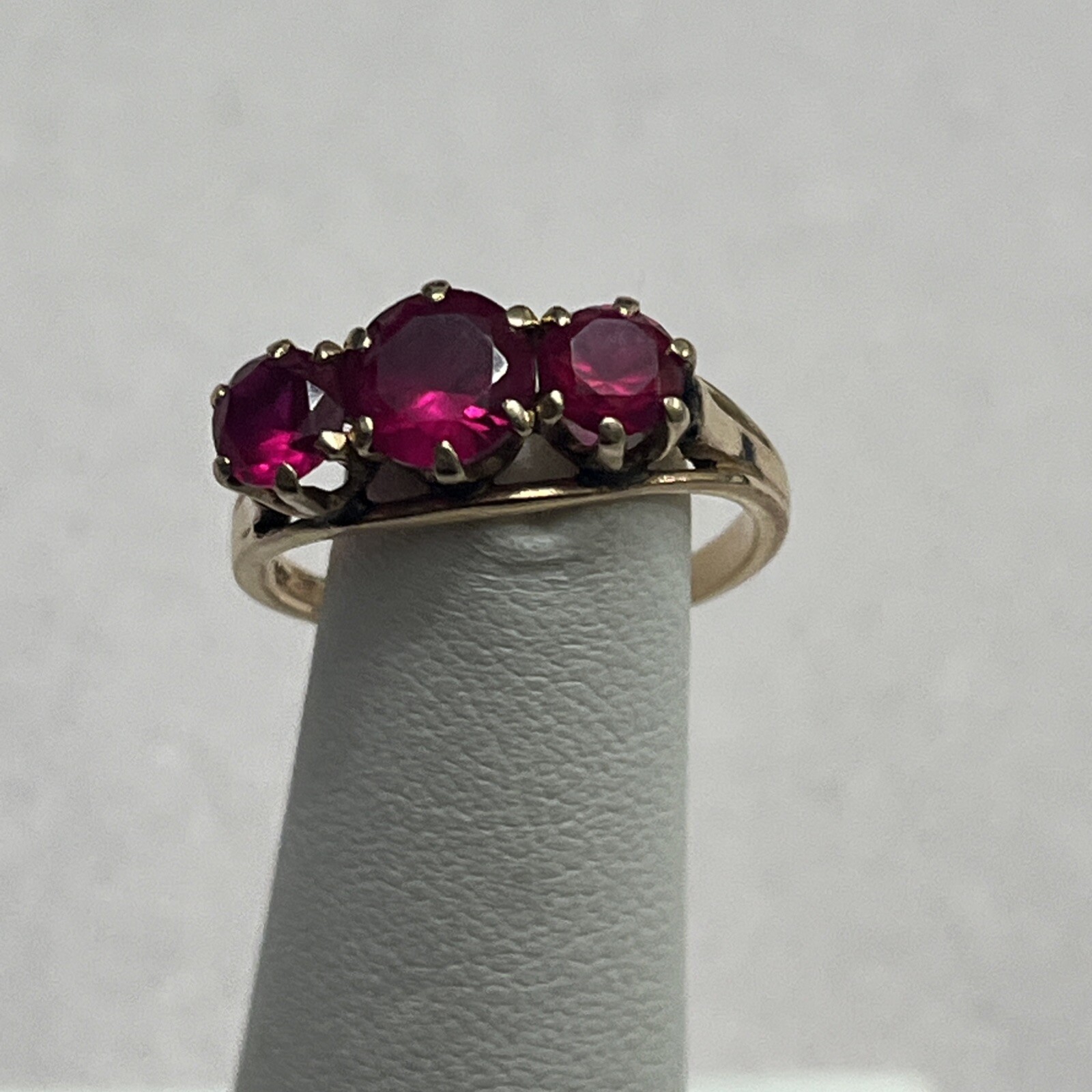14kt Solid Gold Lab Created Ruby Ring Sz 7 - image 4