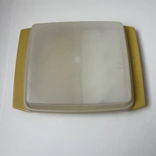 Vintage Tupperware 723-3 Deviled Egg Keeper Holder Carrier w/ 2 Trays