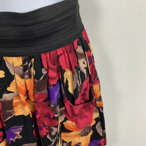 H.I.P. Junior Skirt Sz S Black Red Yellow Floral Elastic Waist Short Fit Flare - Picture 6 of 13