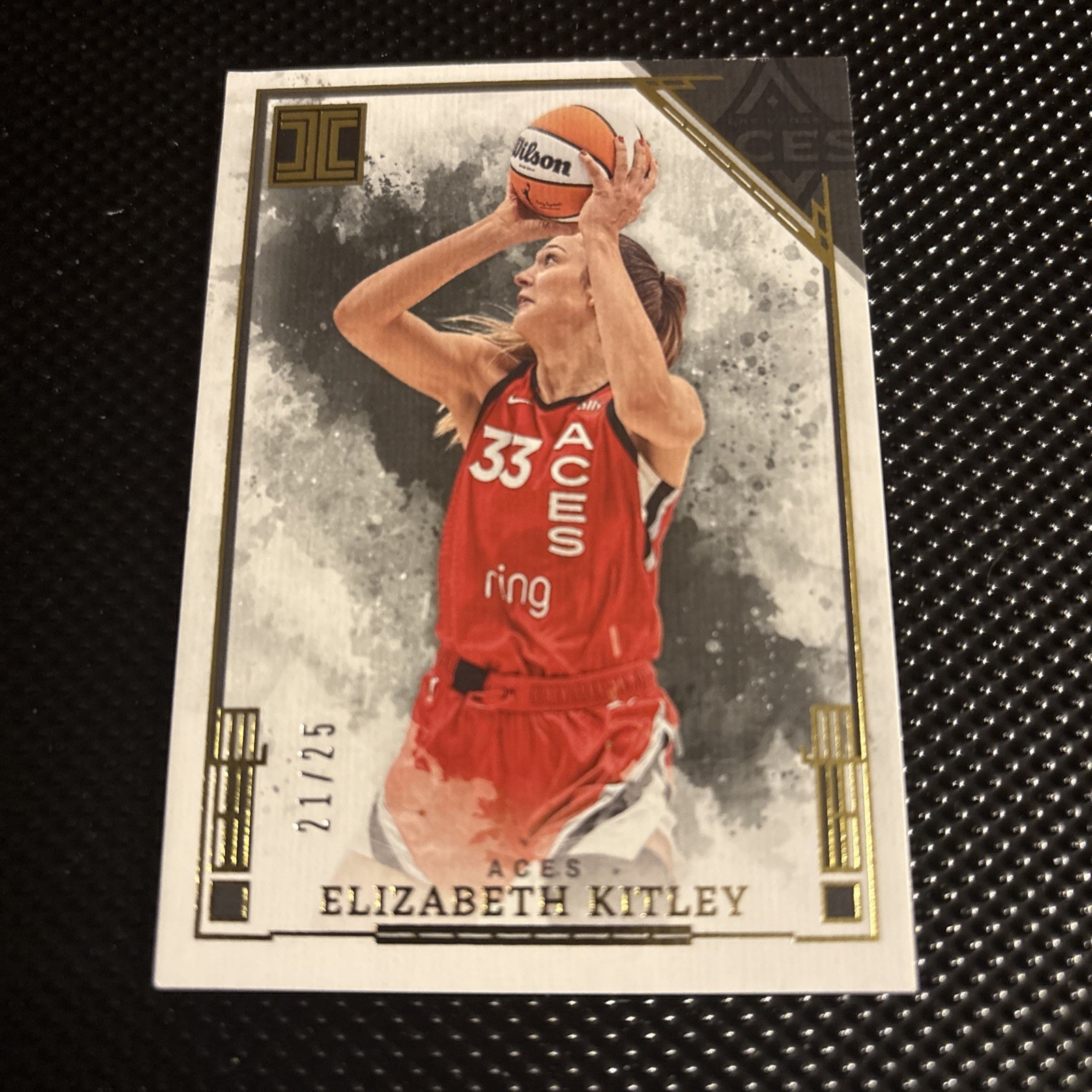 2025 Panini Impeccable WNBA Elizabeth Kitley Gold /25