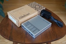 MikroTik CRS305-1G-4S in 5-Port SFP /Ethernet Switch
