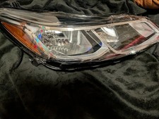 2016-2020 Chevy Cruze LT Headlights Pair Left...