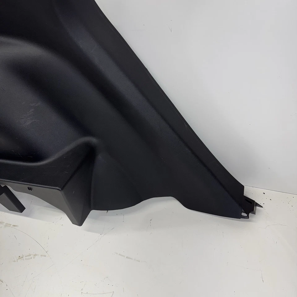 OEM CHEVROLET BLAZER 2019-2023 TRASERO IZQUIERDO MALETERO CUARTO PANEL EMBELLECEDOR CUBIERTA Foto 2 de 4