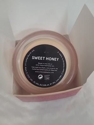 One Size Ultimate Setting Powder 1.2 oz Sweet Honey (fair to medium skin tones)