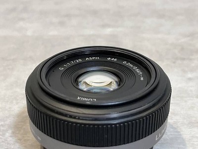 Panasonic LUMIX G 20mm f/1.7 ASPH. Pancake Lens Micro Four Thirds