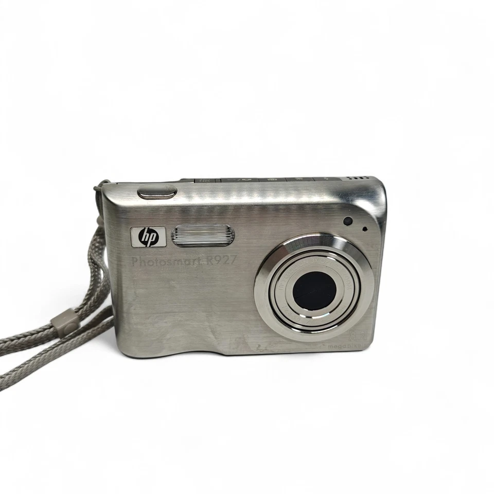 HP Photosmart R927 Digital Camera 8.2MP Silver Retro 2000s Digicam + Charger - Image 2 of 4