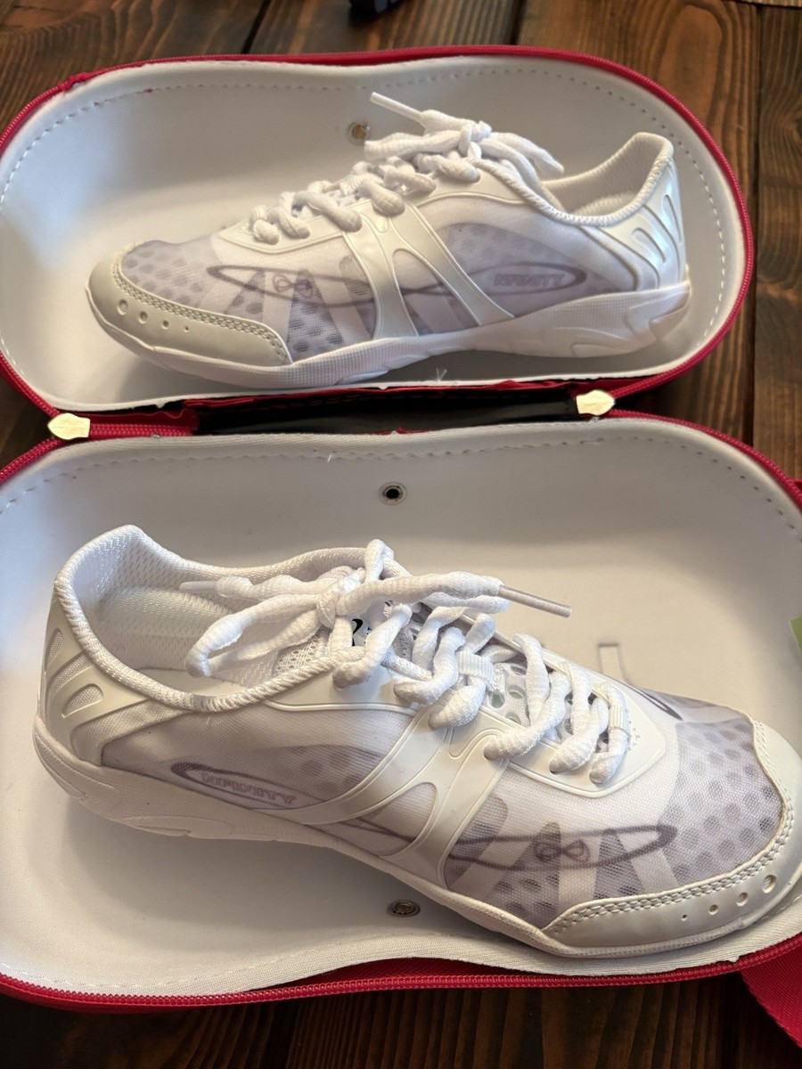 Nfinity Vengeance Cheer Shoes Women’s 6 View 4