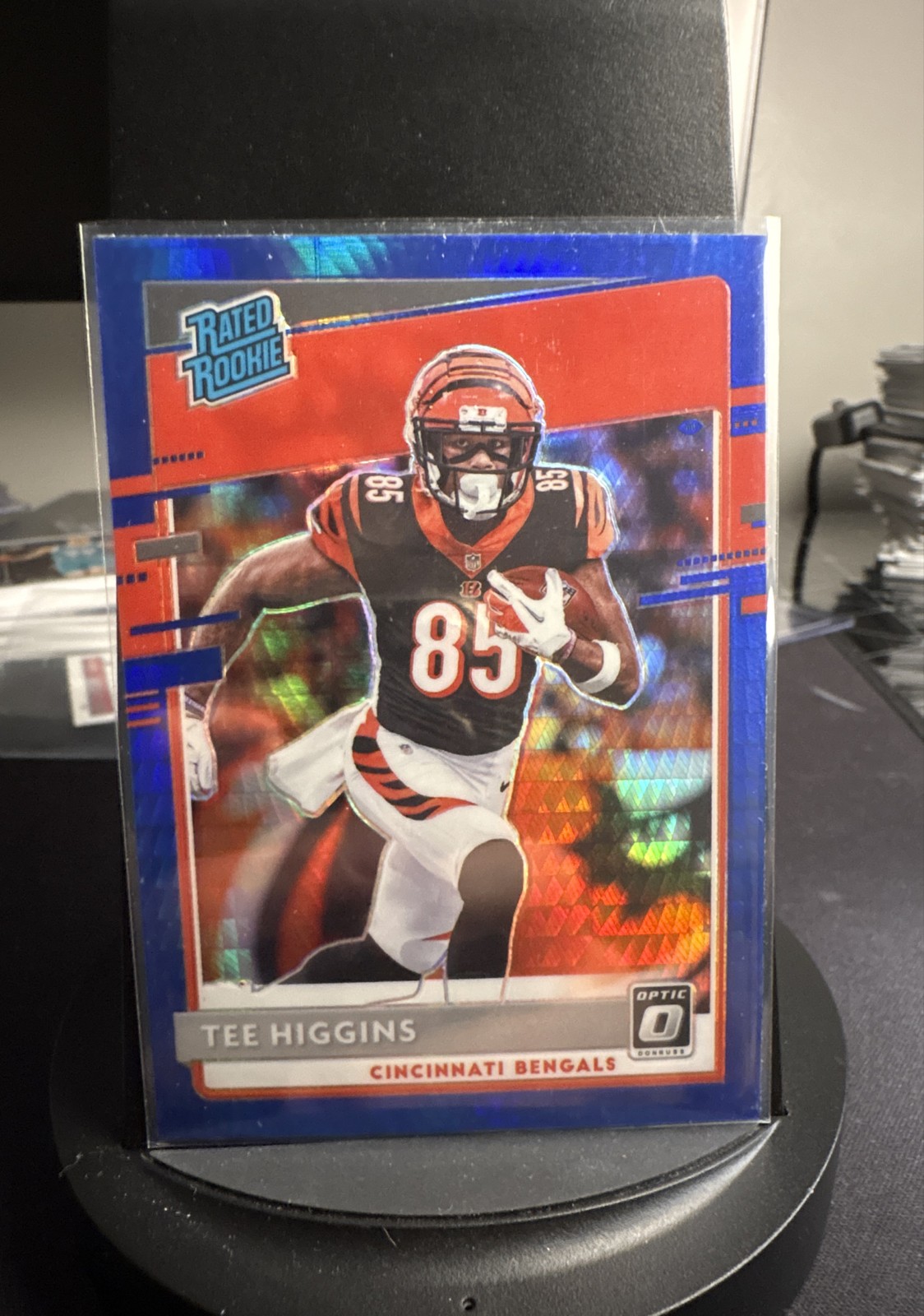 2020 Panini Donruss Optic - Rated Rookies Tee Higgins #160 Blue Hyper Prizm (RC)