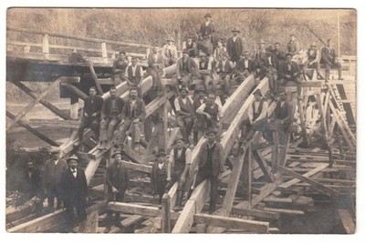 Austria O.-Ö. Grünburg Berufe Arbeiter b. Brückenbau bridge construction ~1915