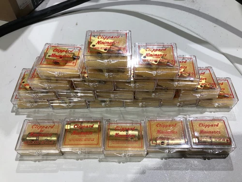 Lot of 24 brand new Clippard Minimatics CS-260, MPA-3 and MAV-2 components