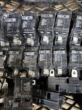 1 Siemens 100 Amp 2 Pole EQ8681 Main Circuit Breaker 120/240V