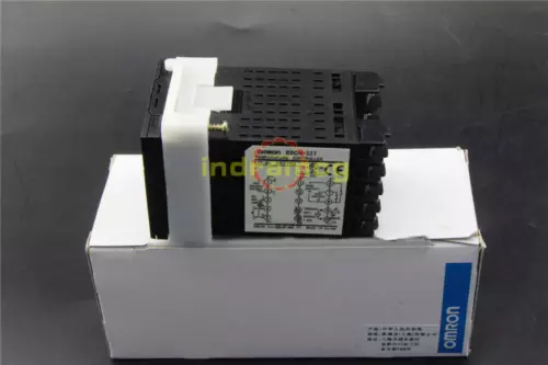 1PCS NEW Omron E5CN-C2T 100-240VAC Temperature Controller
