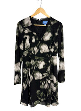 Simply Vera Vera Wang women's A line dress green camo lon g sleeve size 10