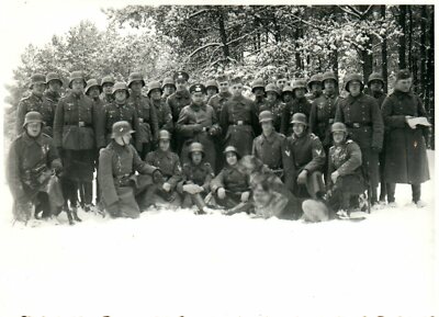 Foto, I.R.6.: Nchr.Zg. DEU 1935: Schnappschuss im winterlichen Gelände (MB)21312