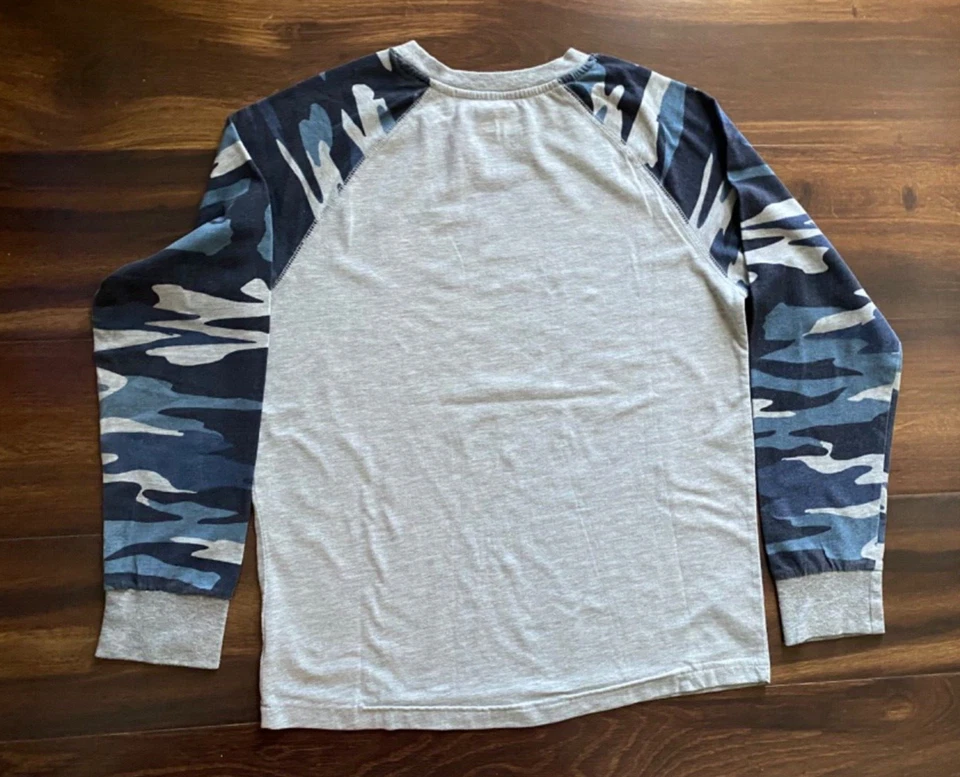 P.S. Camiseta gris gráfica de Aeropostale - PS niños jóvenes talla 12 Foto 3 de 4