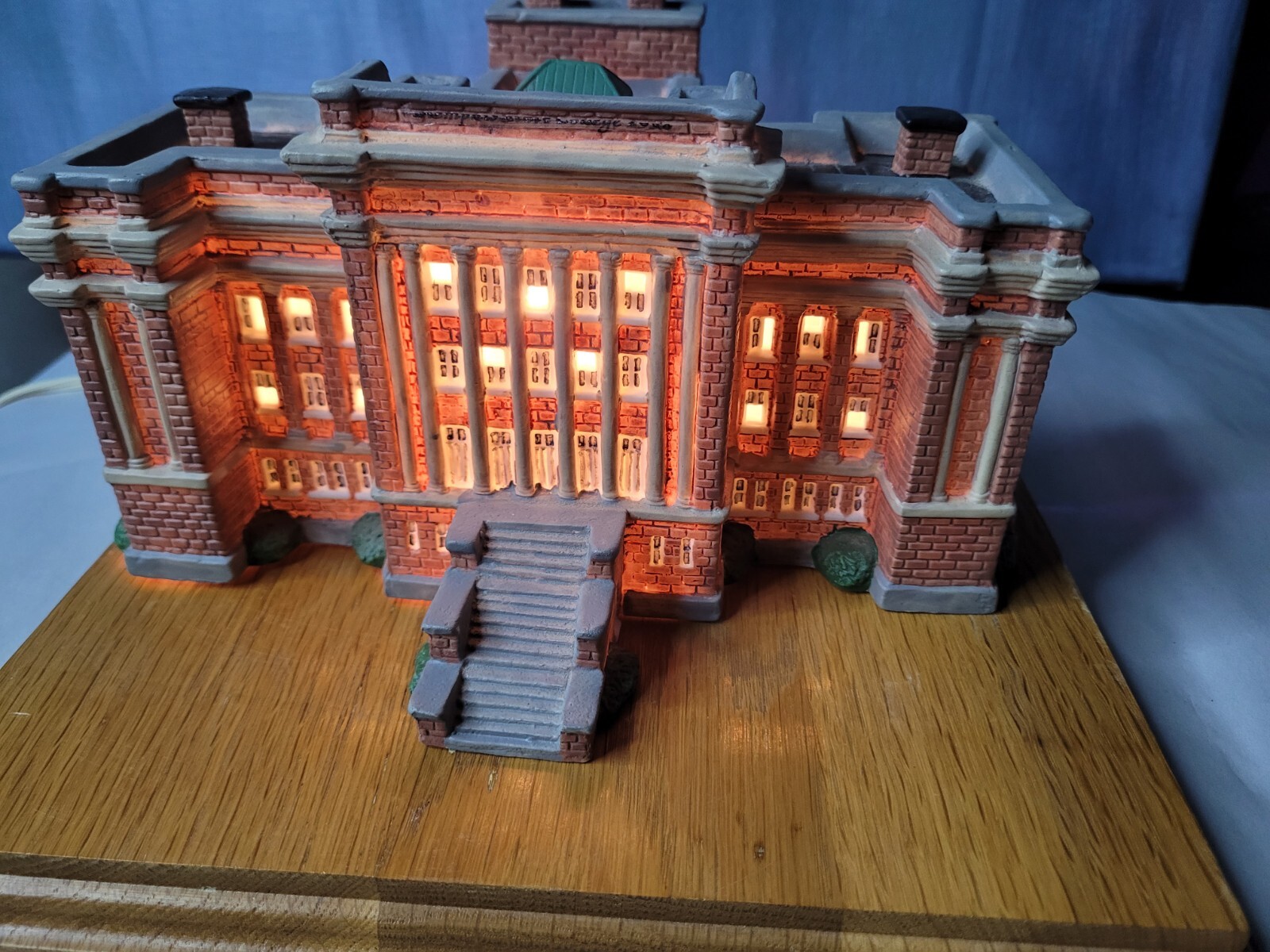 Beautiful Lighted Village House Porcelain Home On Wooden Plank