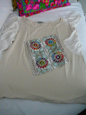 Wild Side T-Shirt Gr. S beige bunte 3D Blüten mit Goldumrandung Fledermausärmel