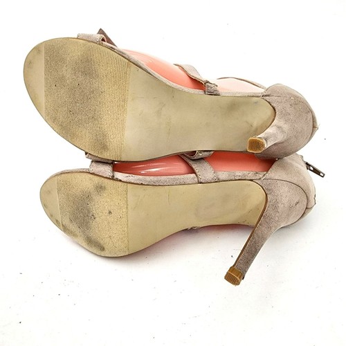 Madden Girl DEMI Suede Fringe Stiletto Heel Sandals Nude Size 8.5 - Picture 5 of 8