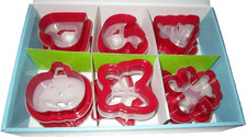 COOKIE CUTTER  STENCIL SET  12 Fun Shape Cookie Cutters  12 Stencils  Red