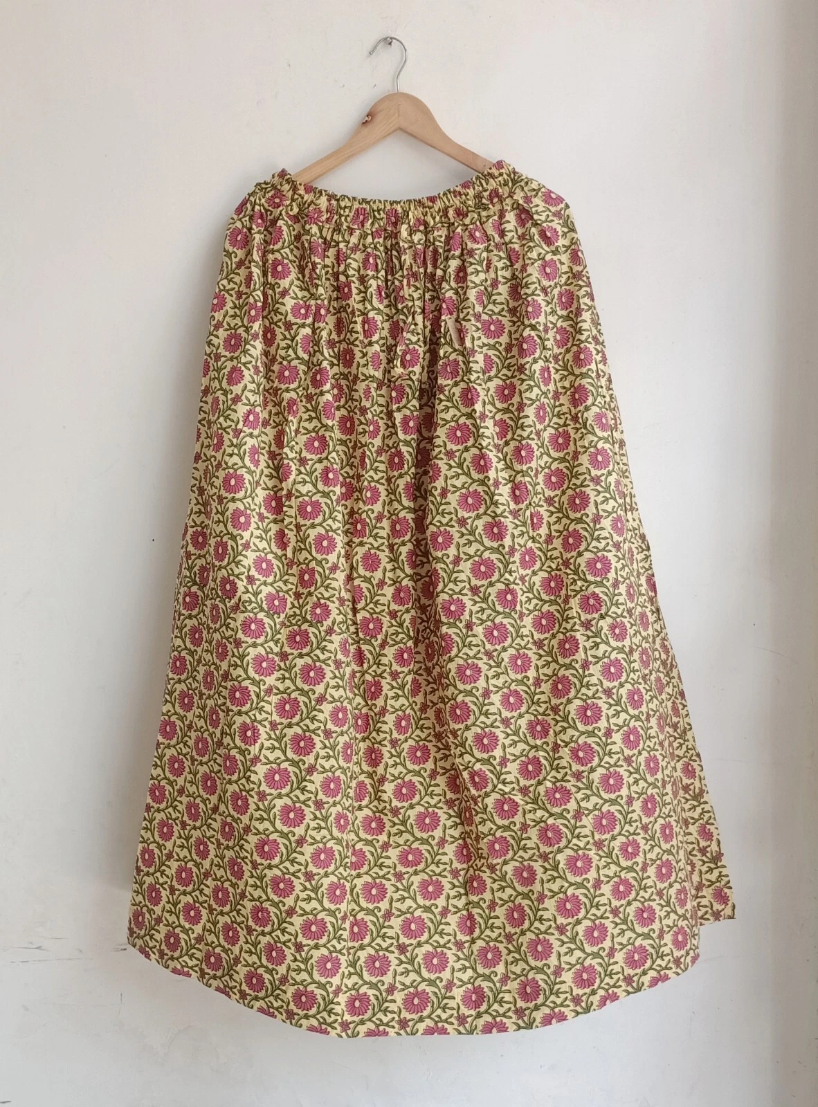 Yellow Cotton Floral Handmade Indian Skirt Women's Clothing Long Floral Skirt AU
Opens in a new wind