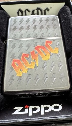 Zippo AC/DC Lighter With the AC/DC Logo, Lighting Bolts, New Old Stock Nice B-21