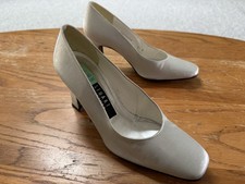 STUART WEITZMAN Metallic Silver Fabric Women's Heel Pumps Size 5 1/2 B