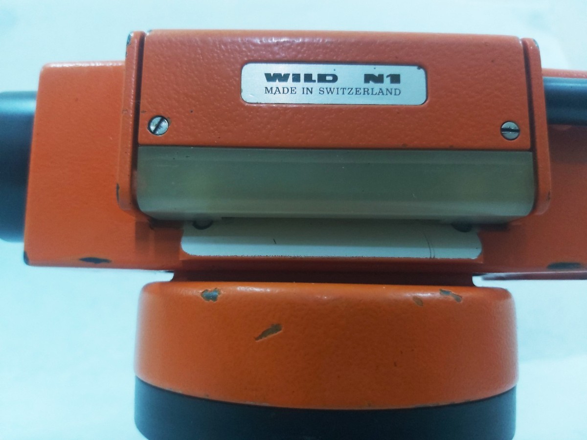 Wild Heerbrugg N1 Optical Level – Swiss Precision Surveying