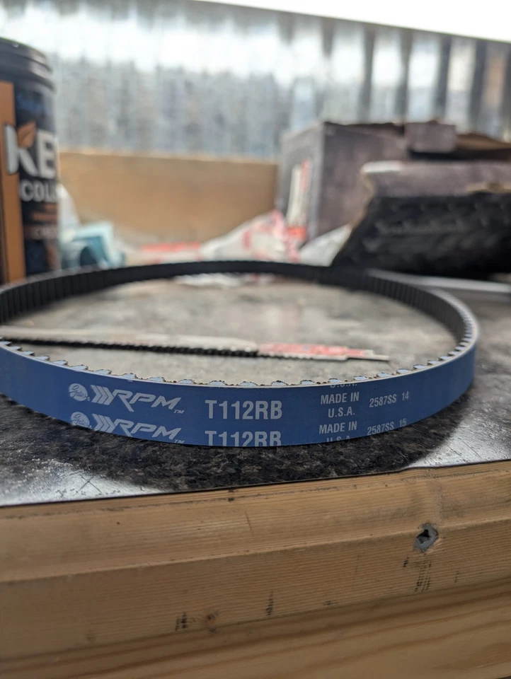 Correia dentada Gates T112RB RPM alto desempenho para 85-88 Corolla MR2 Nova - Imagem 2 de 2