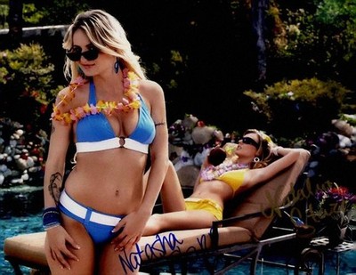 Natasha Starr Natalia Starr signed Model 8x10 Photo -PROOF- -CERTIFICATE- A02