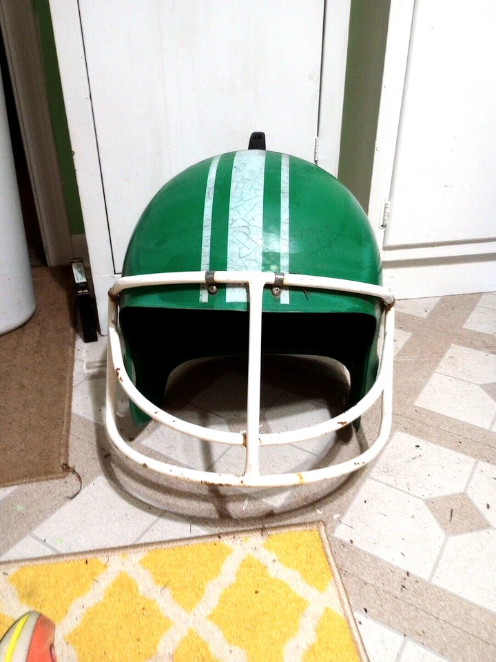 MSU Grill Top Cover Football Helmet Charcoal Barbecue Grid-Iron NFL 90S Vintage - Image 2 of 4