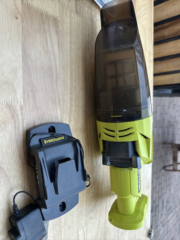 Ryobi P714TH 18V Portable Cordless Vacuum Cleaner (Tool Only) With Wall