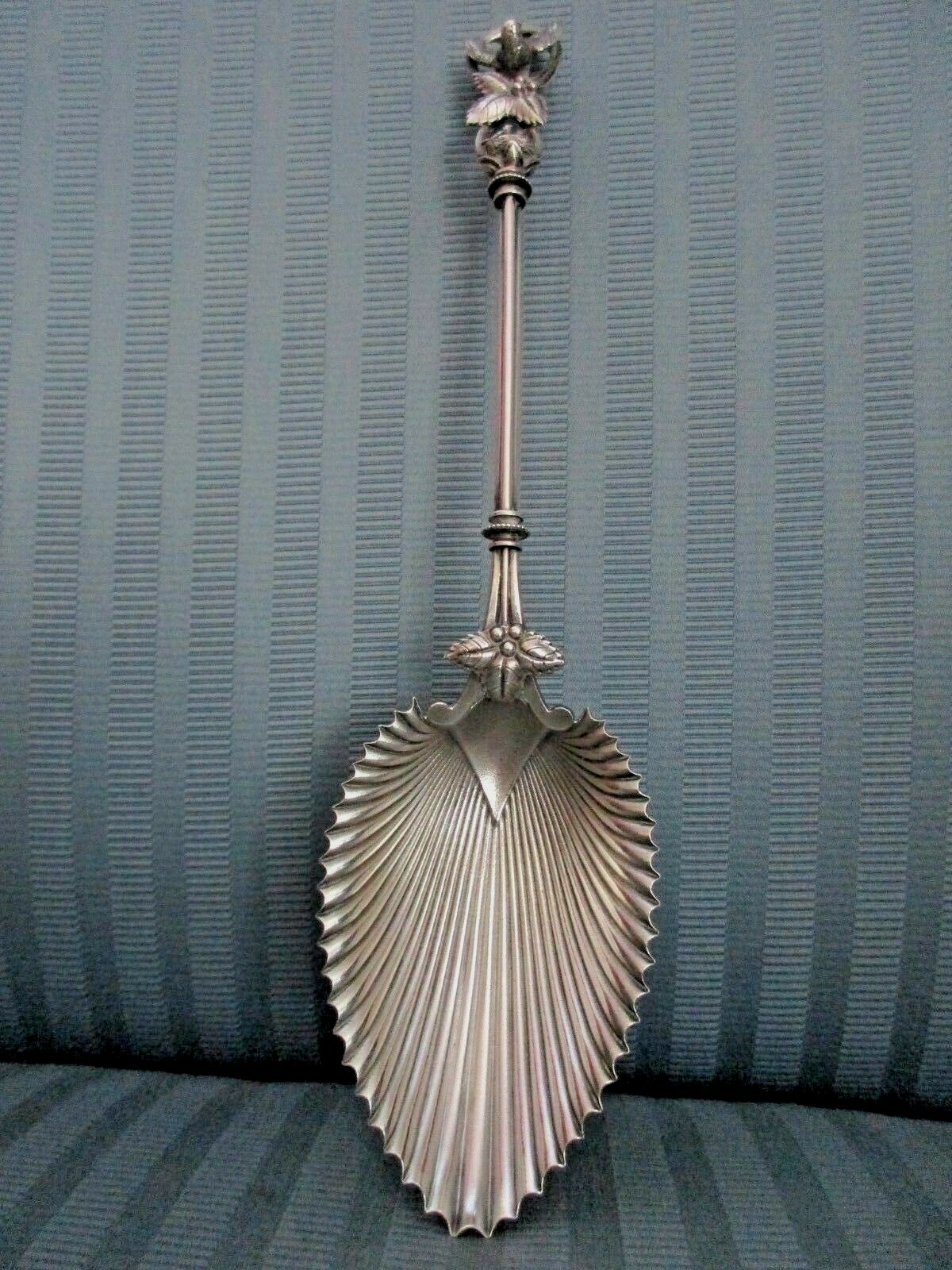 WHITING BIRD's NEST Serving SPOON 1870 STERLING SILVER Baby BIRD 3D 18 FLUTED NM