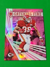Tony Gonzalez 2019 Phoenix Pink Catching Fire 162/199 , #30 Kansas City Chiefs