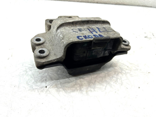 Skoda Octavia 2 1Z5 Getriebelager Halter Getriebe 1K0 199 555✅