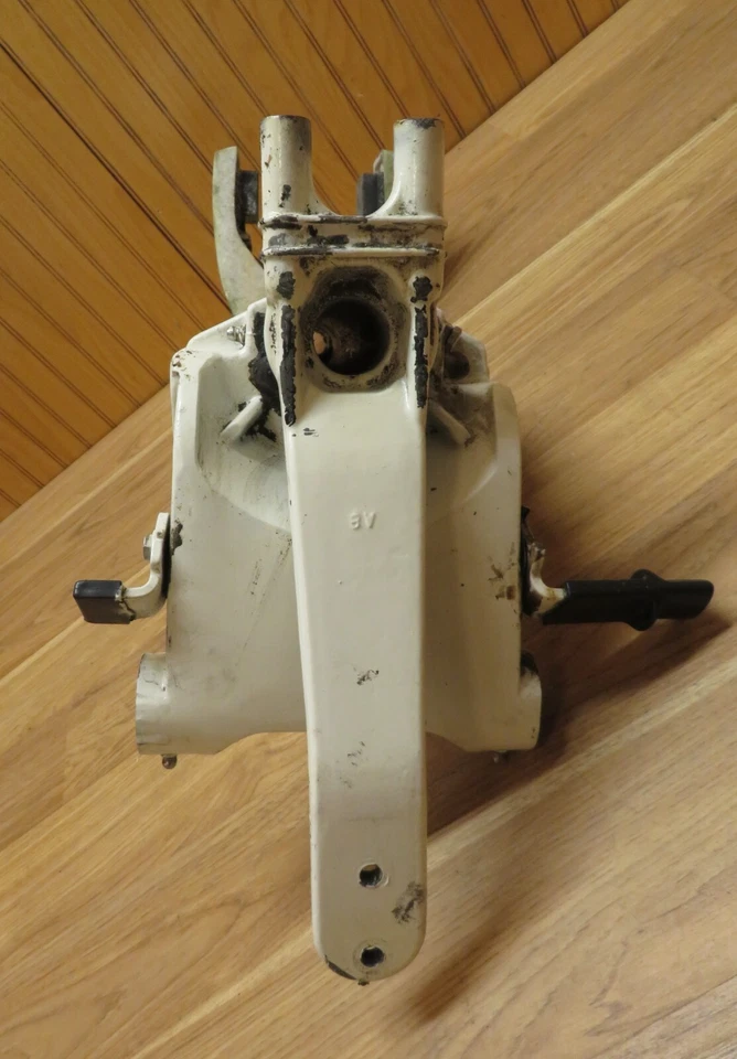 40 50 hp OMC Johnson Evinrude soporte giratorio y brazo de dirección pivote 1989-2001 Foto 4 de 4