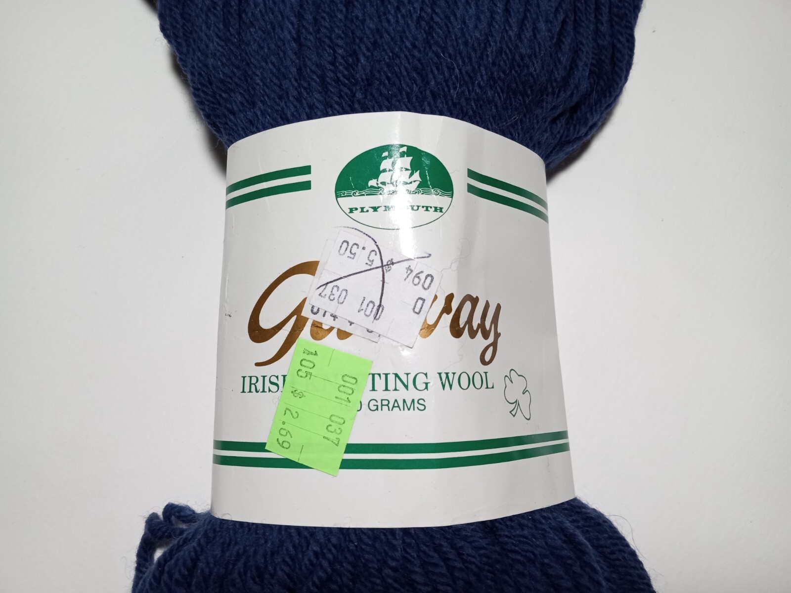 Skein of Galway Irish Knitting Wool 100 Pure Wool Navy Blue Plymouth