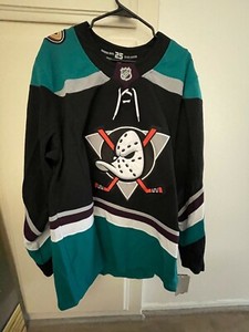adidas mighty ducks jersey