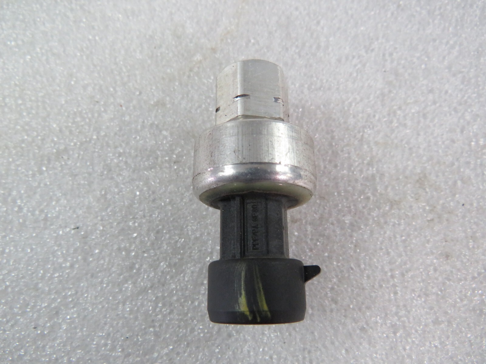 Ferrari 488, AC Pressure Switch, Used