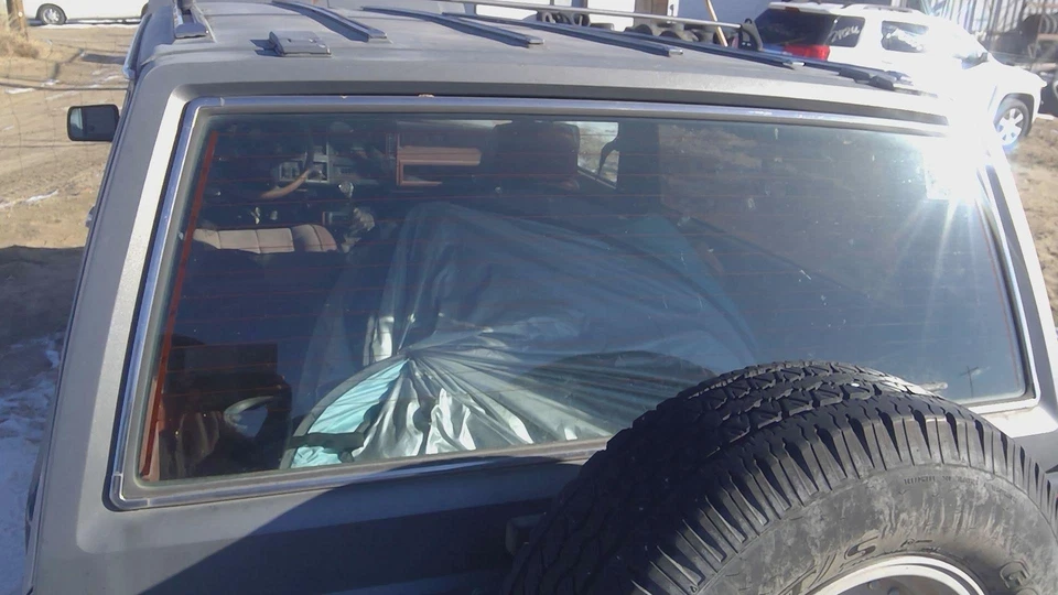 Jeep Cherokee 1984-1996 ventana trasera de vidrio solo OEM puerta levadiza escotilla 55134743 Foto 4 de 4