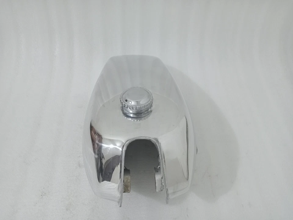 Suzuki TS250 TS 250 1971-76 Aluminio Combustible Gasolina Tanque + Tapa + Grifo + Insignias Foto 4 de 4