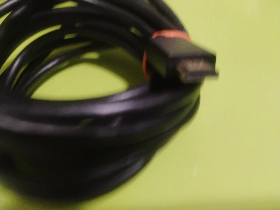 10 Foot Conversion Cable - Display Port to HDMI (Working) - Image 3 of 3